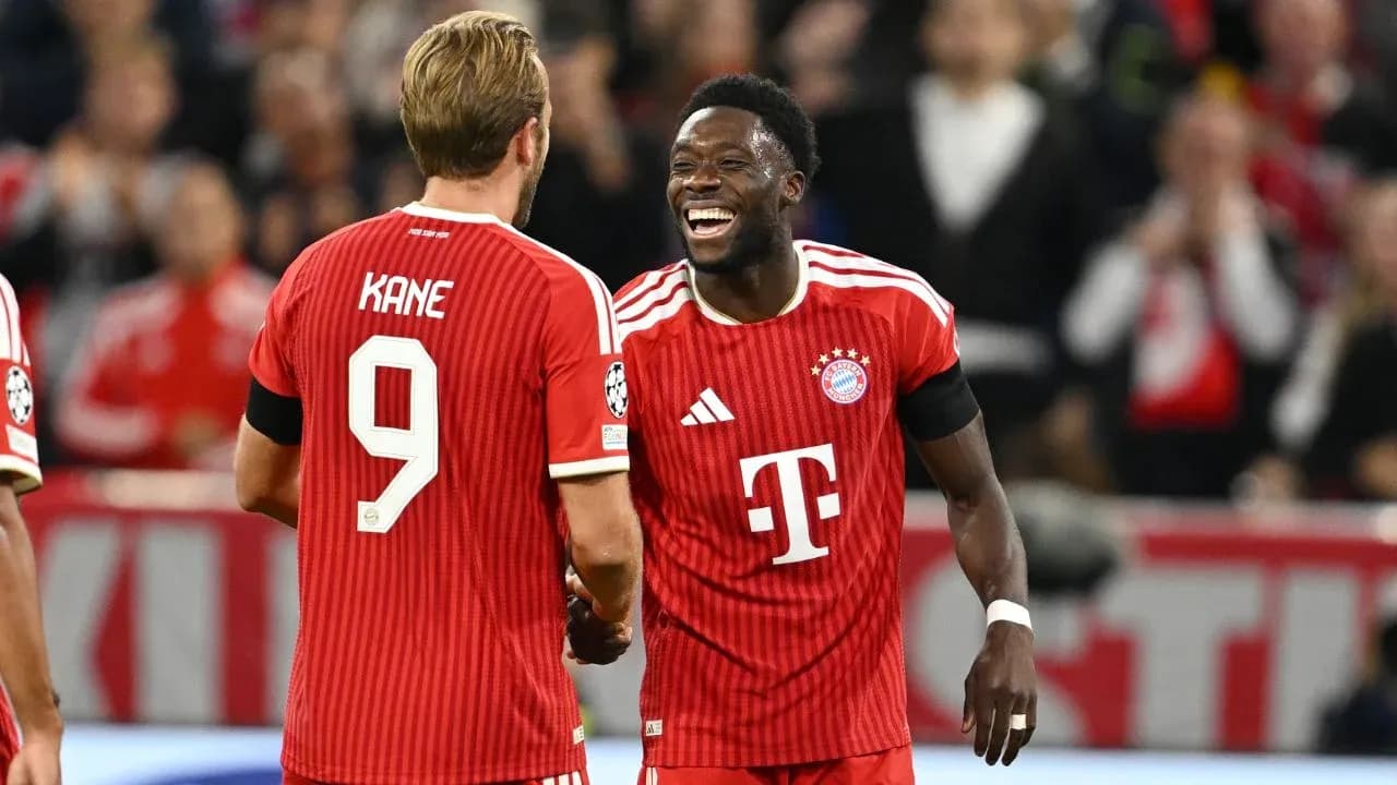 Bayern Munich players celebrating on the field