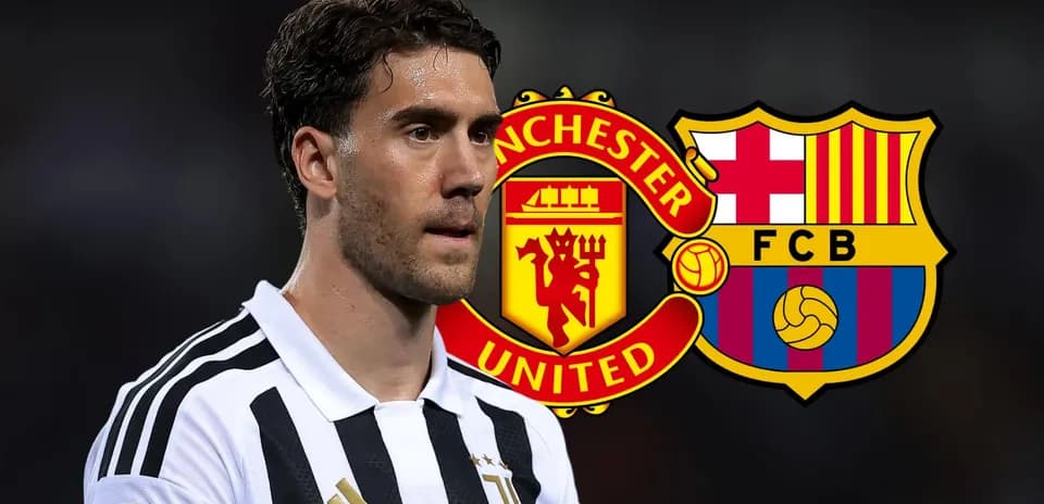 Player from Juventus with Manchester United and Barcelona logos
