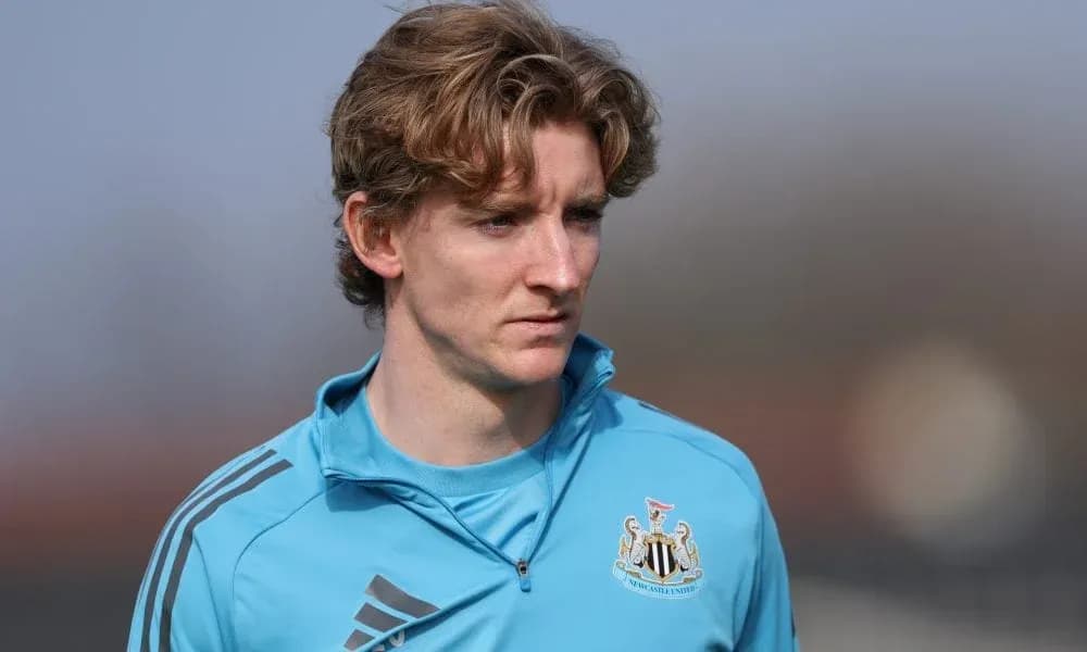 Player in Newcastle United training gear during session
