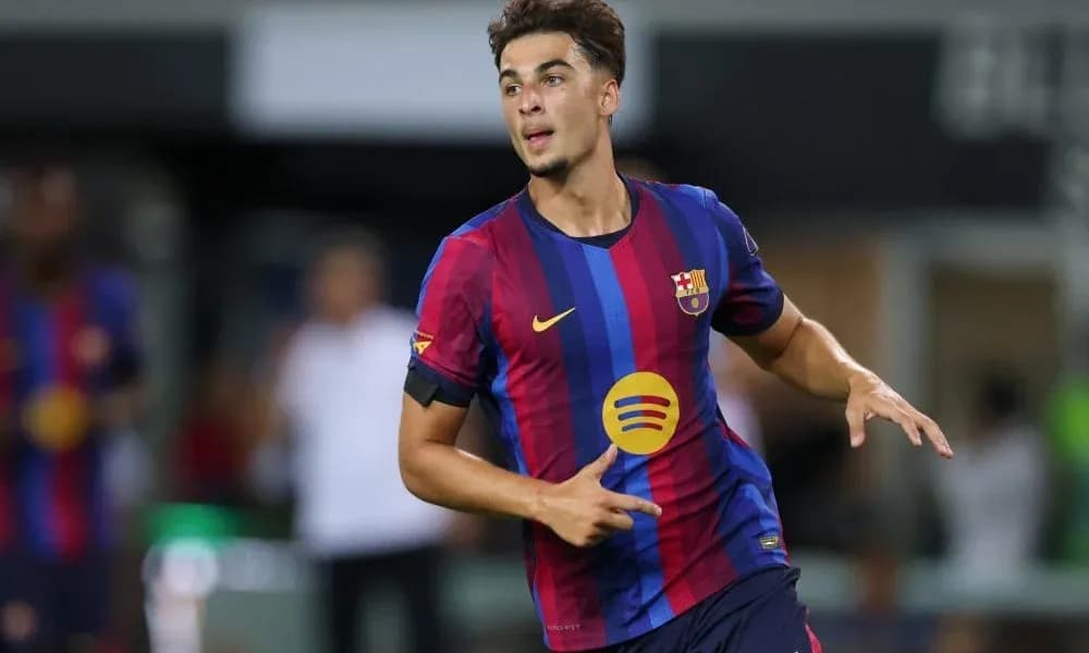 Player celebrating after scoring for FC Barcelona