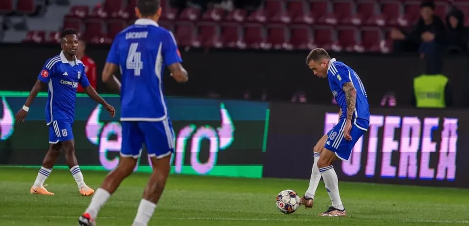 Universitatea Craiova players during UEFA match