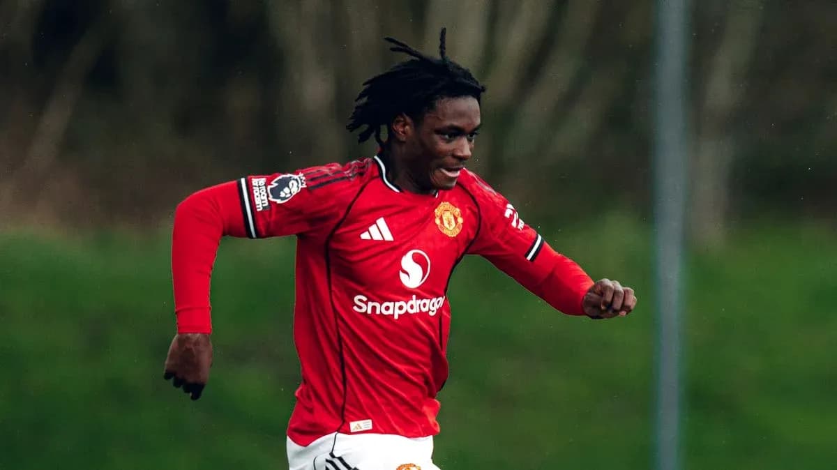 Player running in Manchester United training session