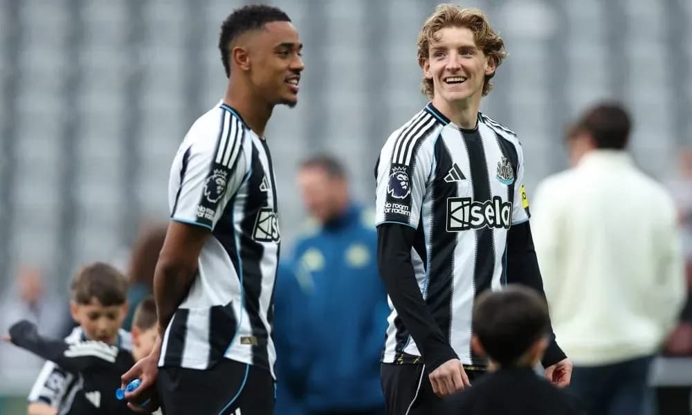 Newcastle players interacting during training session