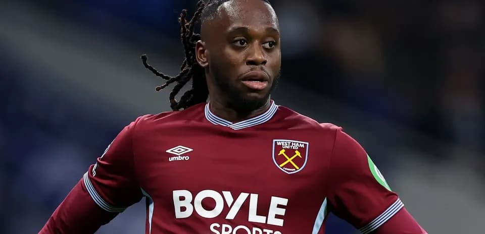 Player in West Ham United kit during match