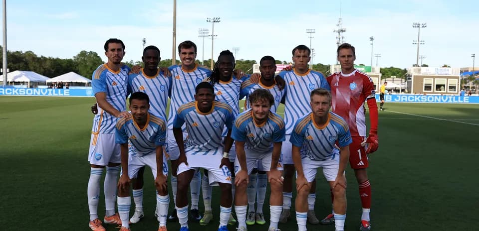 Sporting JAX team photo before match