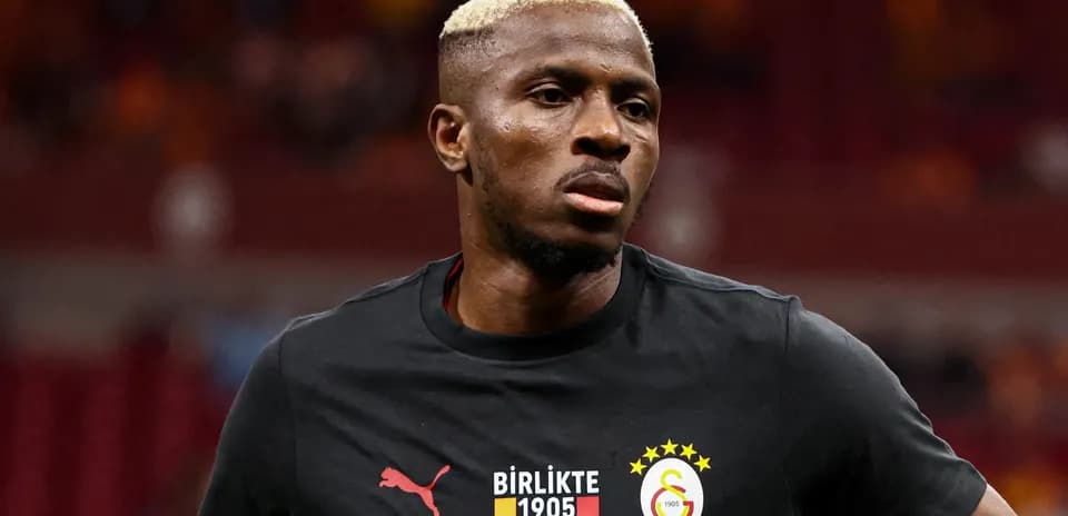Player wearing Galatasaray training kit on pitch