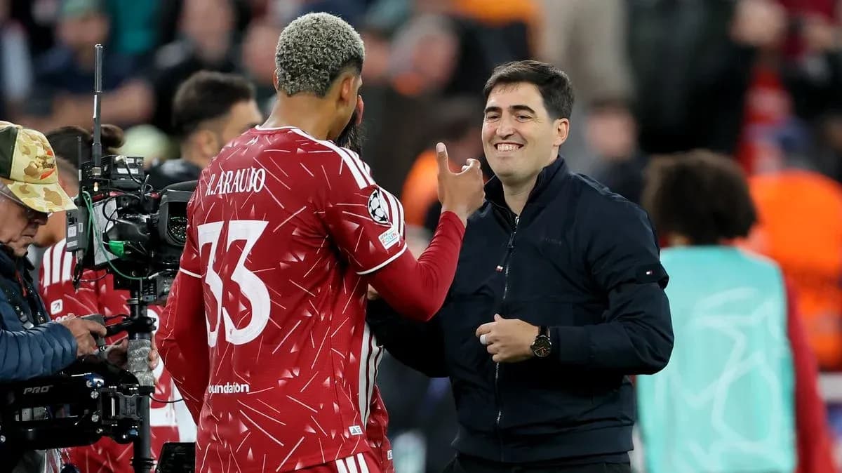 Player exchanging gestures with coach during match