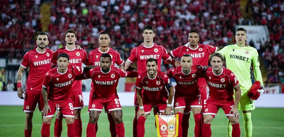 CSKA Sofia team posing before the match