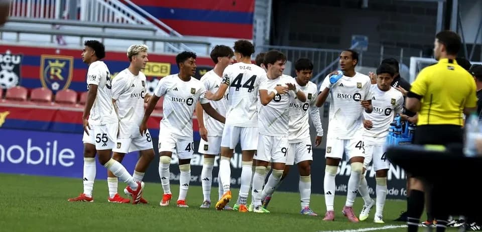 Los Angeles FC II players celebrating a goal