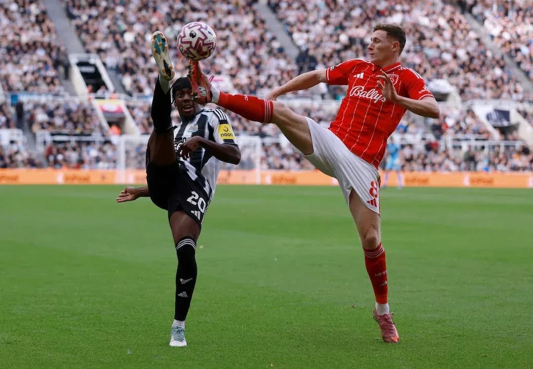 Player kicking ball during Nottingham Forest vs Newcastle