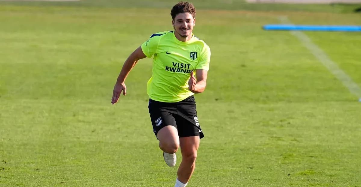 Player running during Atletico Madrid training session