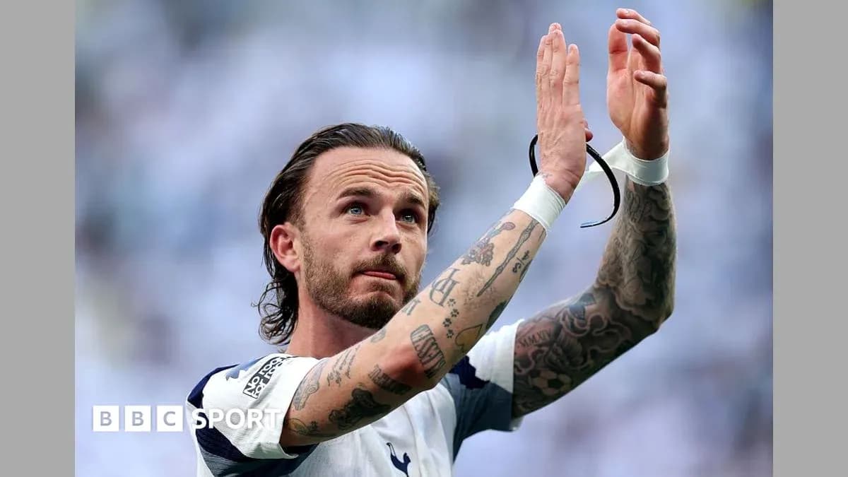 Player applauding fans after the match