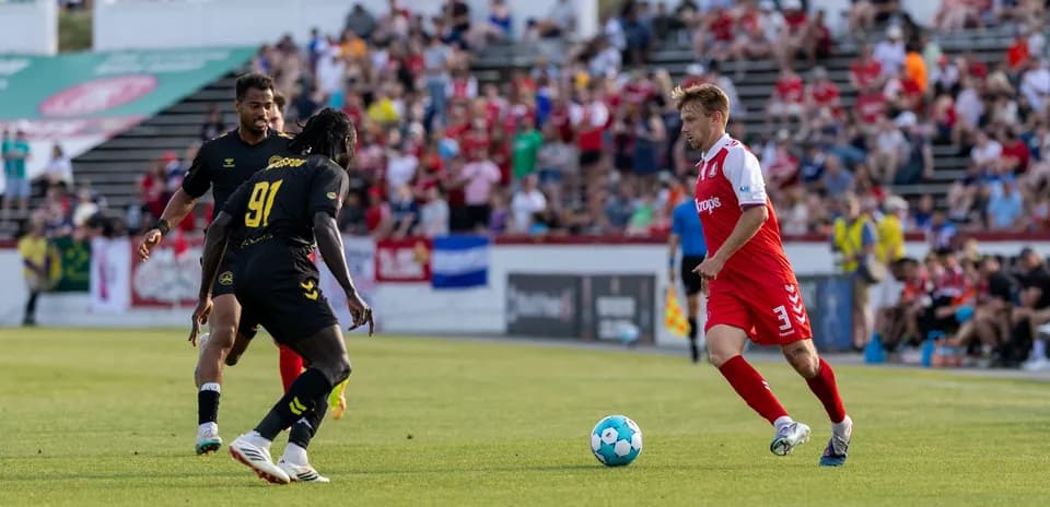 Players in action during Charleston Battery match