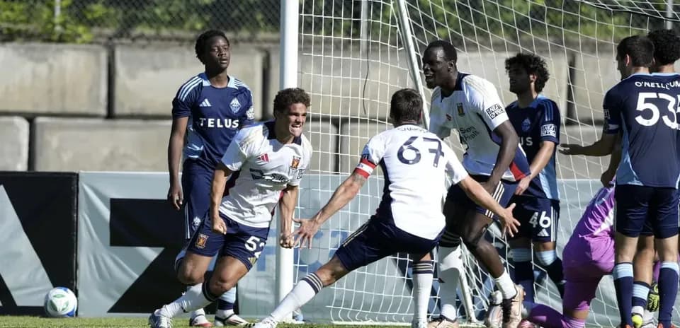 Real Monarchs celebrating a goal against Vancouver Whitecaps II