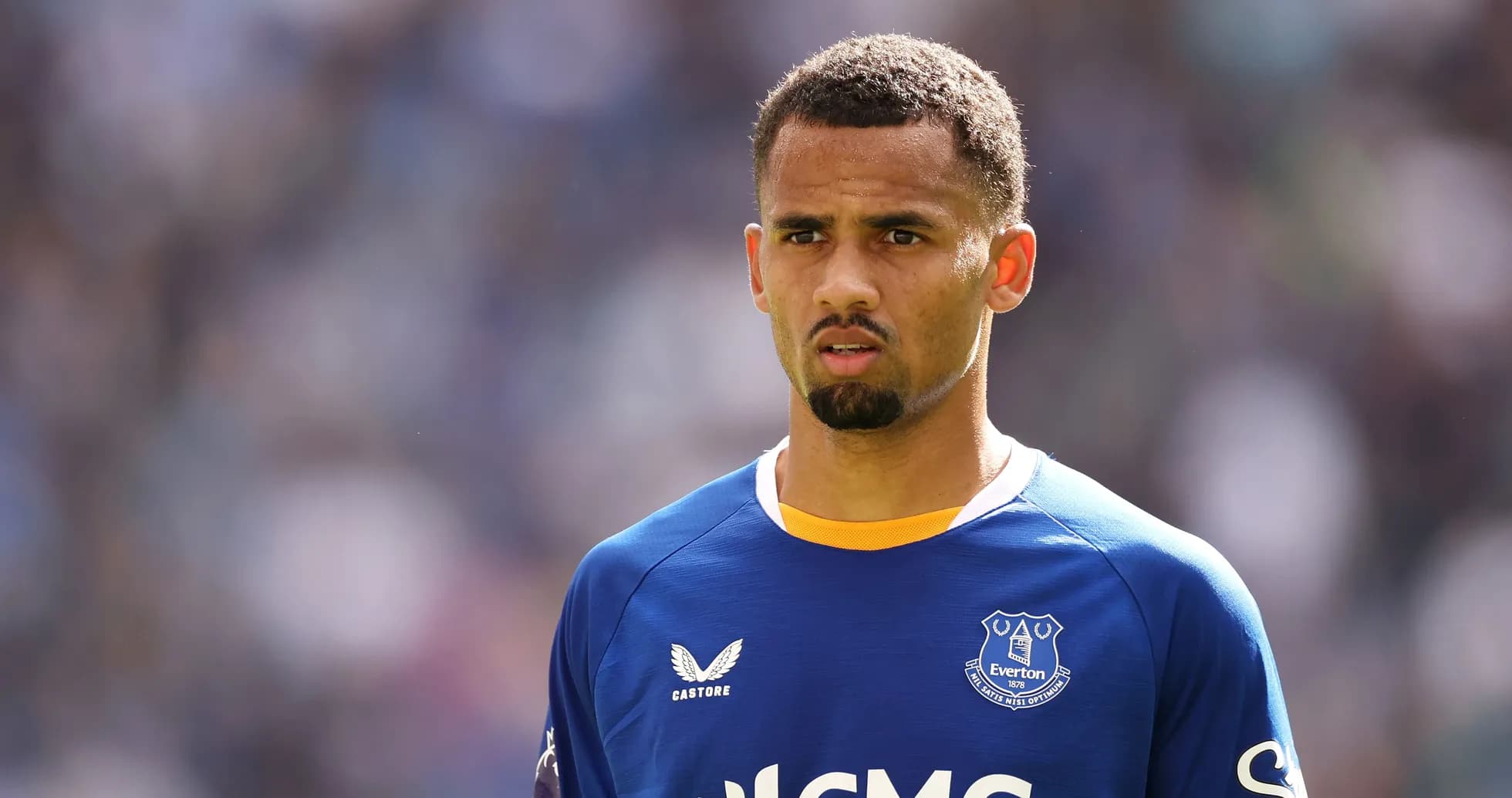 Player in Everton jersey during match