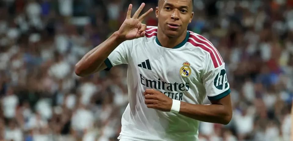 Kylian Mbappe celebrating goal during match