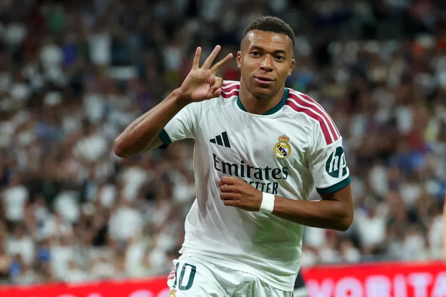 Kylian Mbappe celebrating goal during match
