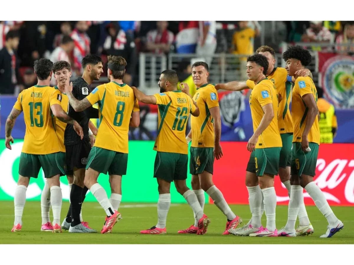 Australian players celebrating during World Cup match