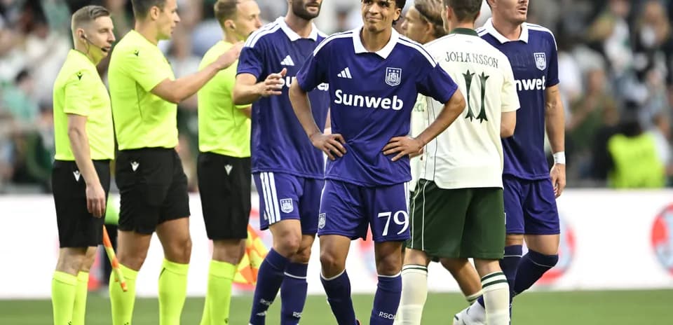 Anderlecht players during match against Hammarby FF