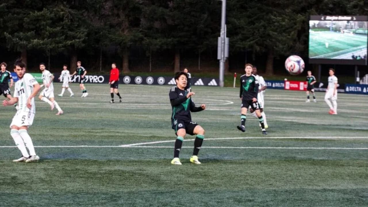 Players competing during Austin II vs Tacoma Defiance match