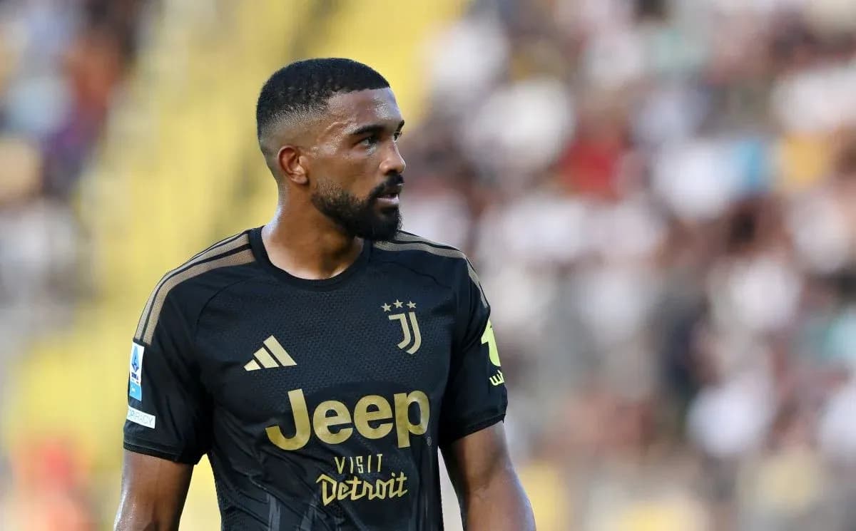 Juventus player in black kit during match