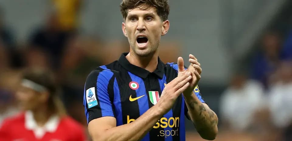 Player gesturing during a Serie A match