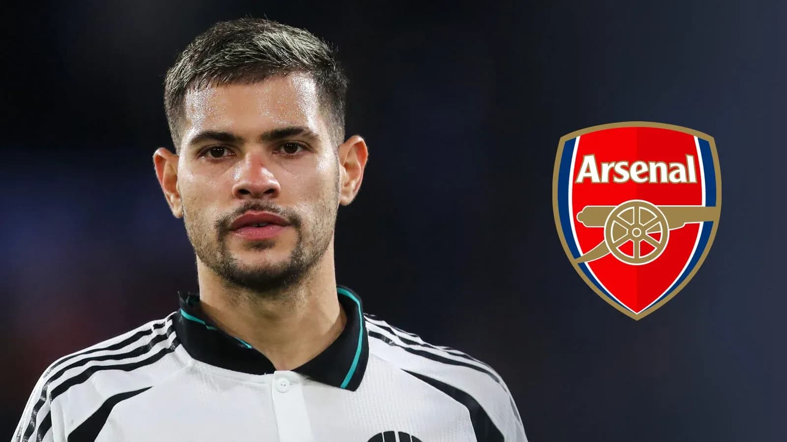 Player in Arsenal jersey with club logo