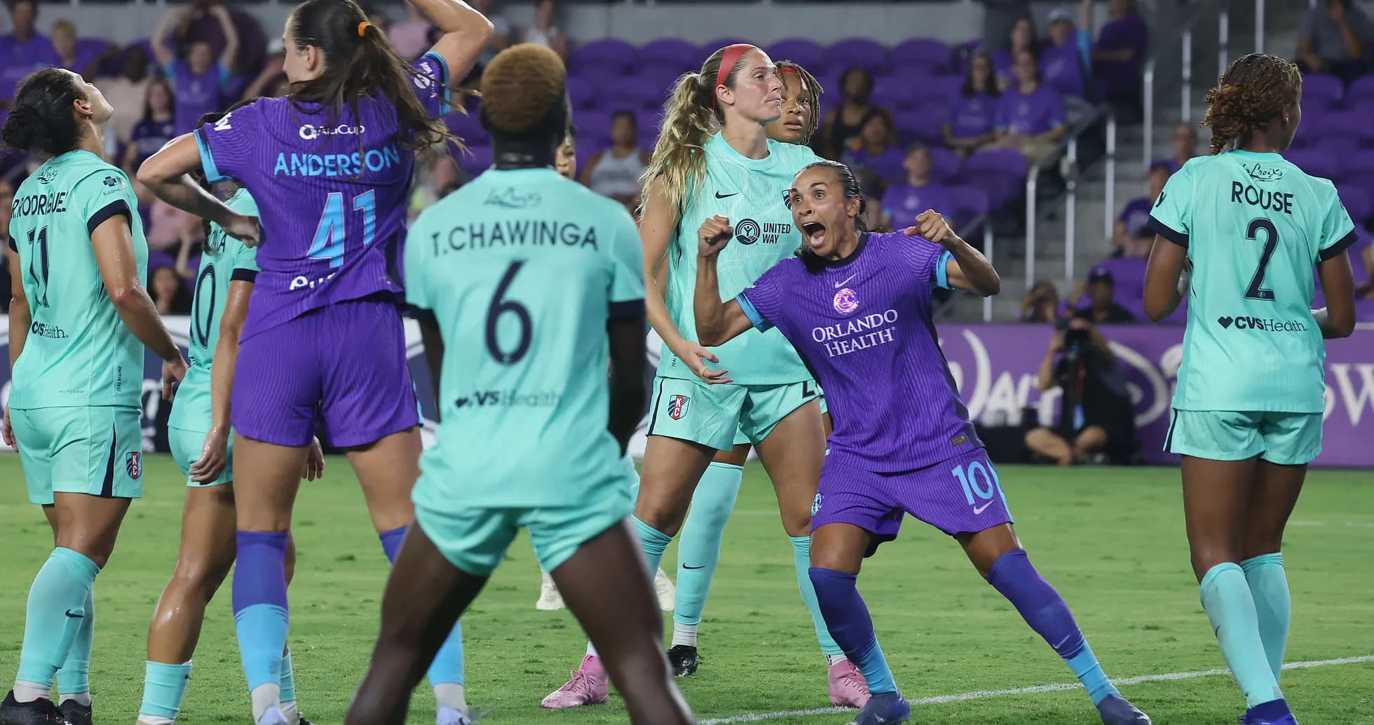 Players celebrating during Kansas City vs Orlando match