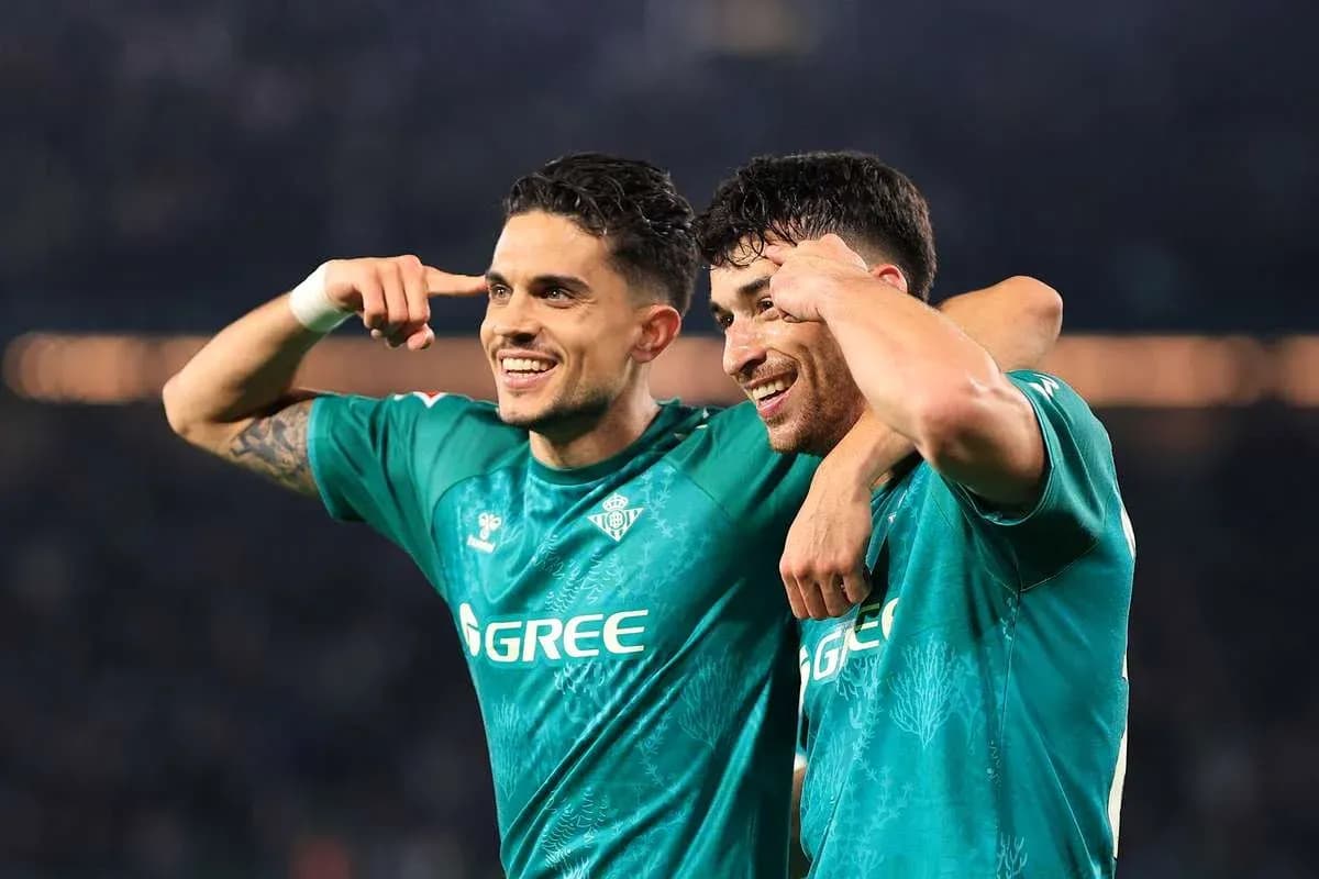 Real Betis players celebrating after scoring