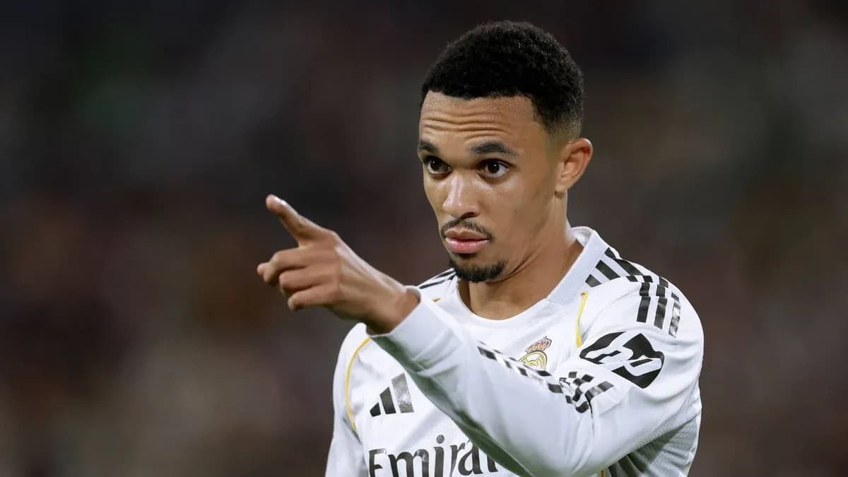 Player gesturing during a match for Real Madrid