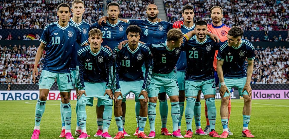 German national football team posing for team photo