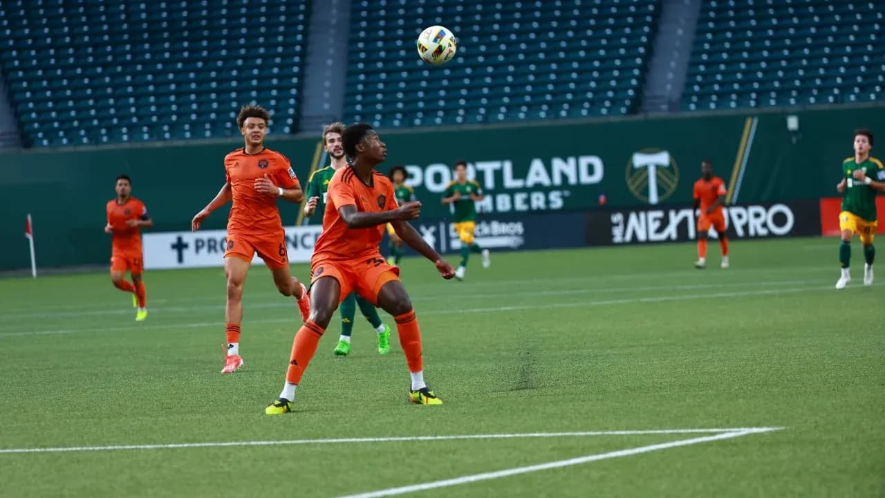 Players competing during Portland Timbers II match
