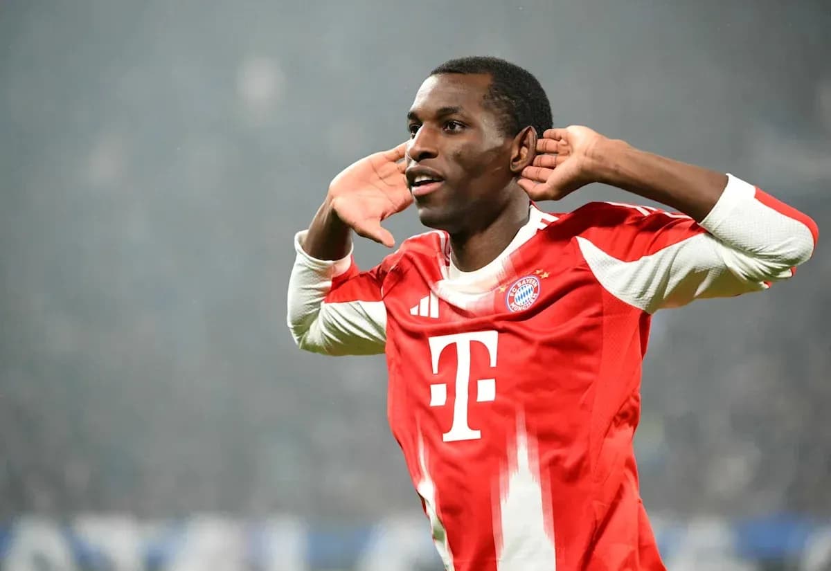 Player celebrating a goal for Bayern Munich