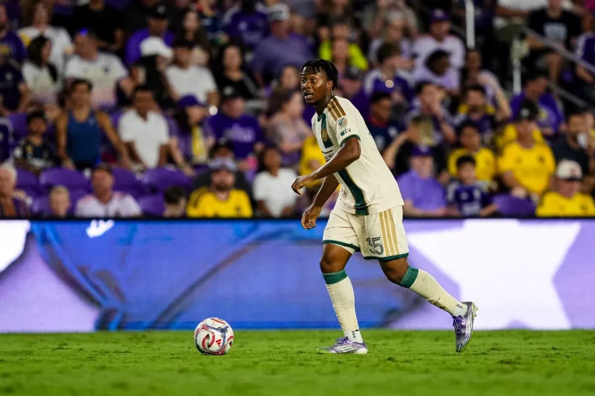 Player dribbling the ball during match