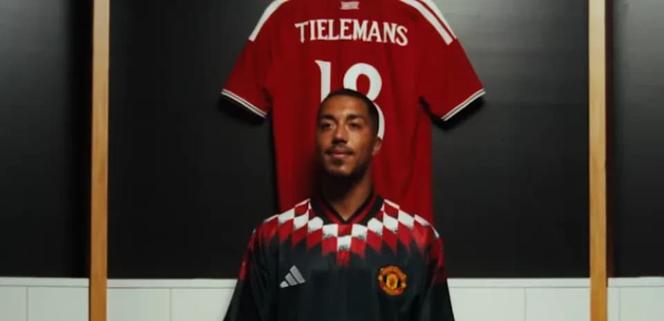 Player in jersey with Tieleman’s shirt behind