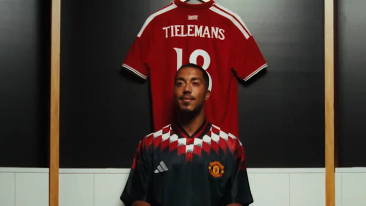 Player in jersey with Tieleman’s shirt behind