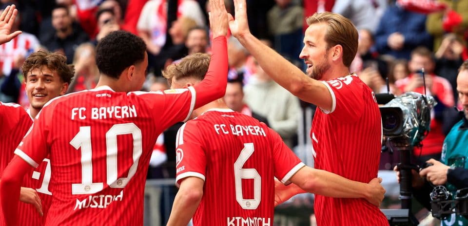 Bayern Munich players celebrating a goal together
