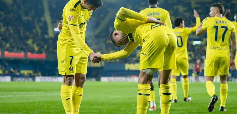Villarreal players celebrating during La Liga match