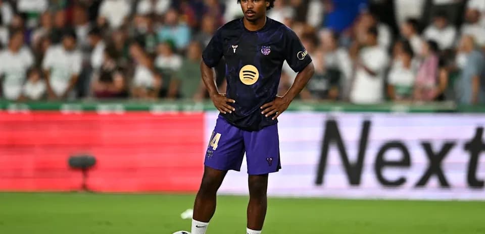 Player preparing for a free kick during match