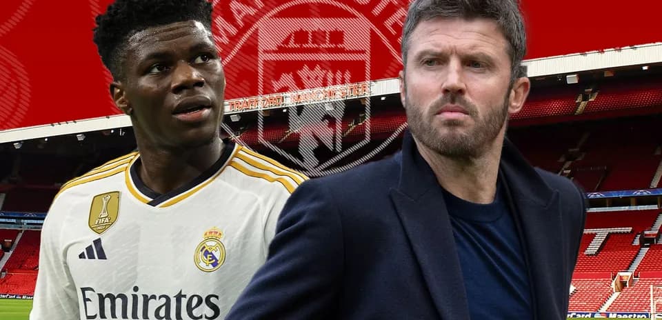 Real Madrid player and coach at Old Trafford stadium