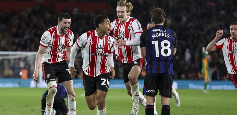 Southampton players celebrating a goal during match