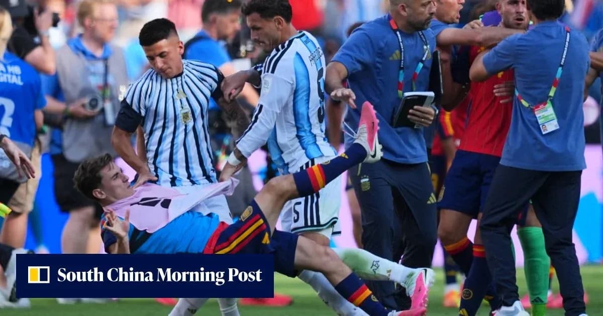 Players from Argentina and Spain in a heated confrontation