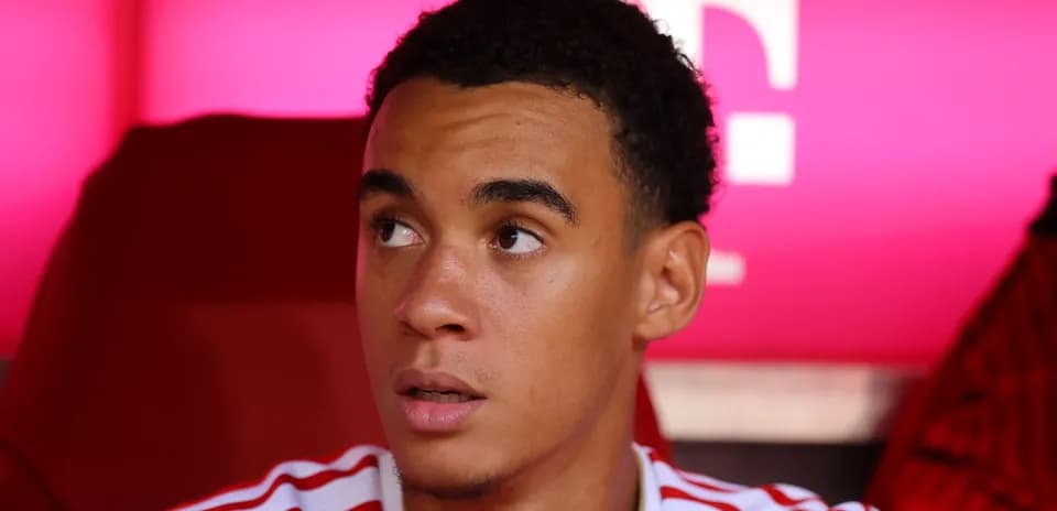 Player sitting on the bench during match