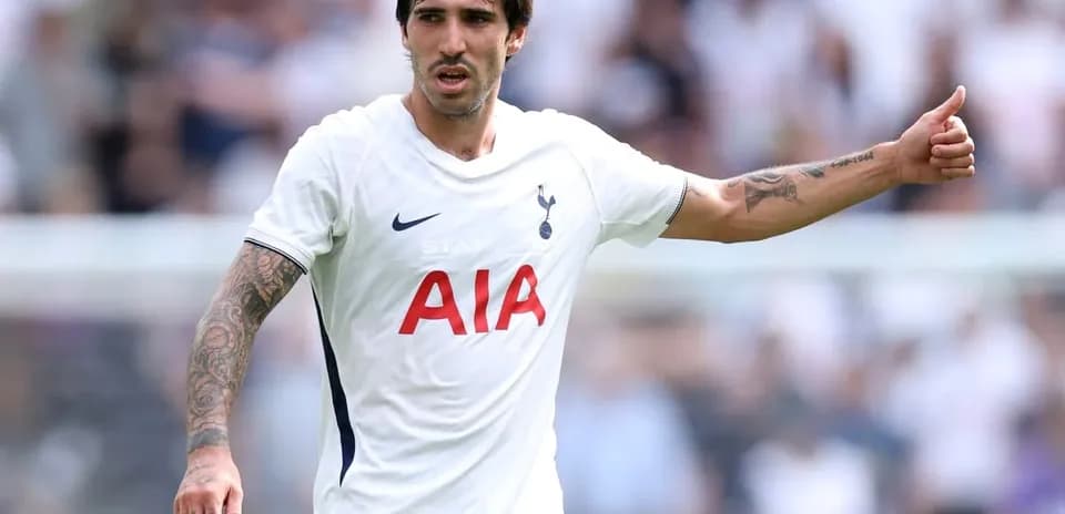 Player gesturing during a Tottenham match