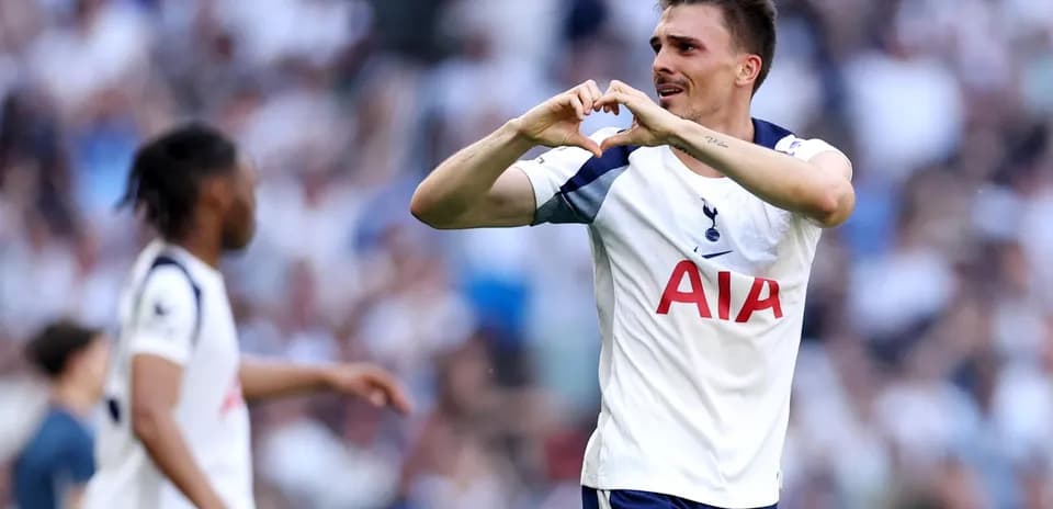 Tottenham player celebrating during match