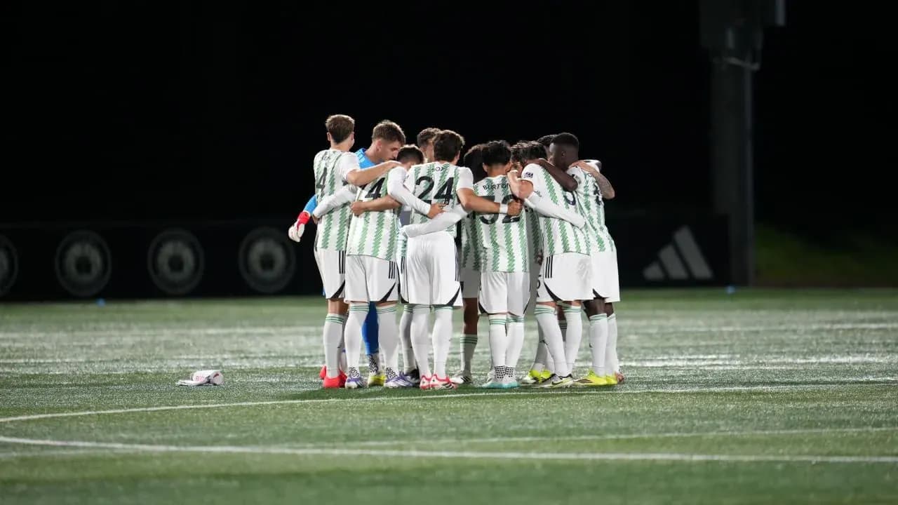 Team huddle before the match