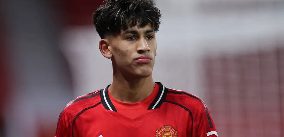 Player in Manchester United jersey during match