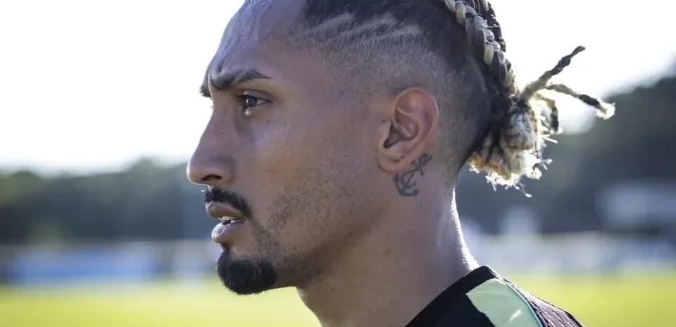 Player in profile during training session outdoors