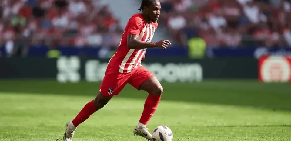 Player running with the ball during match