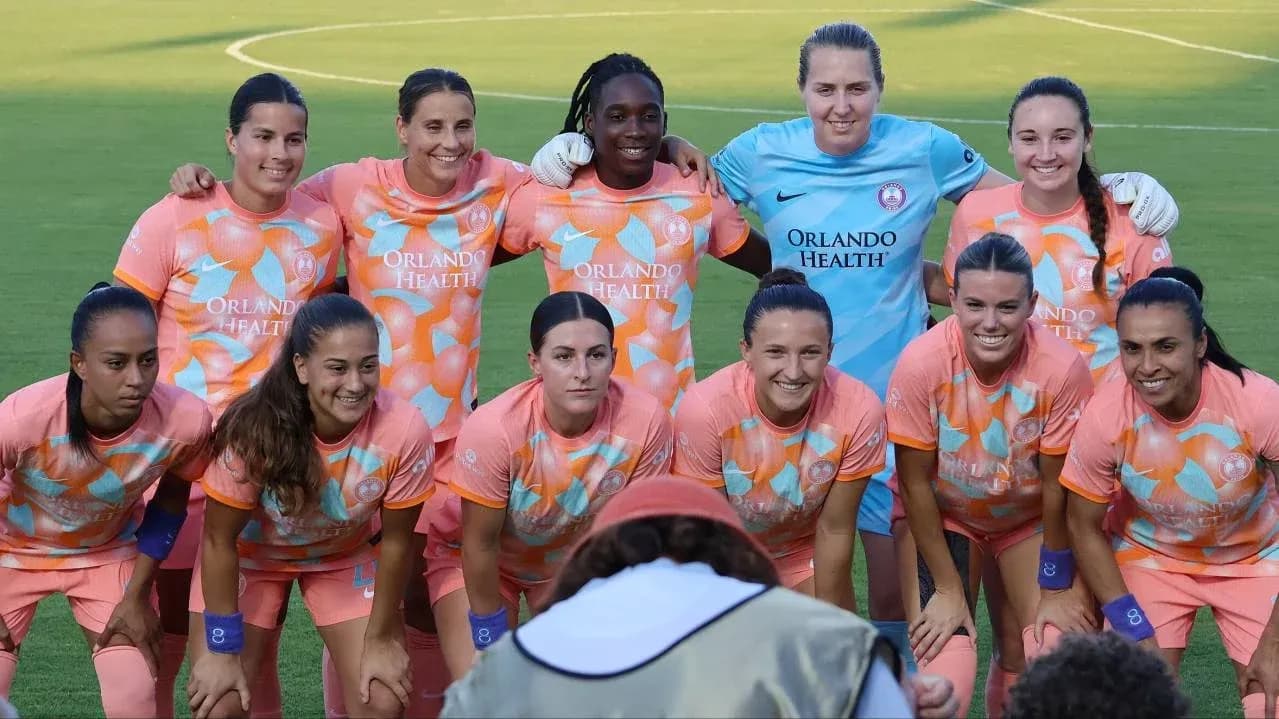 Orlando Pride women's team group photo